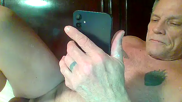 Snapshot of imN2Deep4mygirl2take chatting on 04-13-26, 01:33 imN2Deep4mygirl2take online show from 04-13-26, 01:33