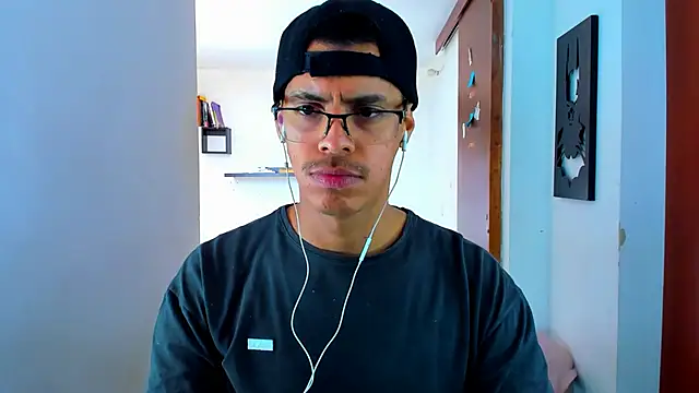 Snapshot of _John_Boy_ chatting on 02-26-25, 04:03 John Boy online show from 02-26-25, 04:03