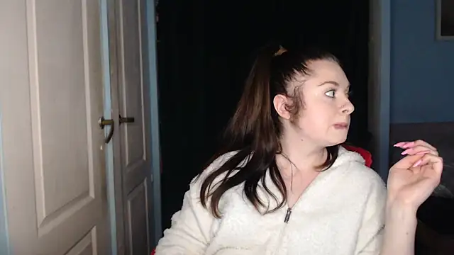 ryhhnnagold99 online show from 04-24-26, 07:38