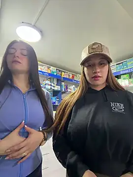 Snapshot of roouse chatting on 12-15-25, 09:08 roouse online show from 12-15-25, 09:08