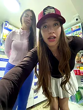 Snapshot of roouse chatting on 01-05-26, 10:13 roouse online show from 01-05-26, 10:13