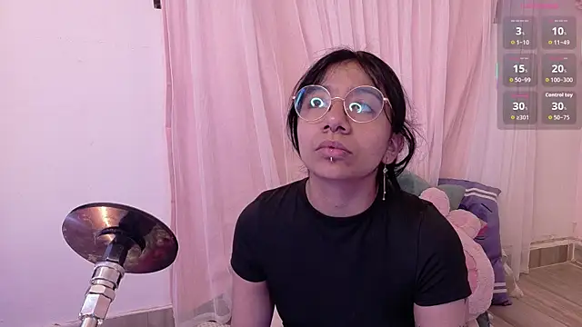 Nami usagi online show from 06-11-26, 05:11