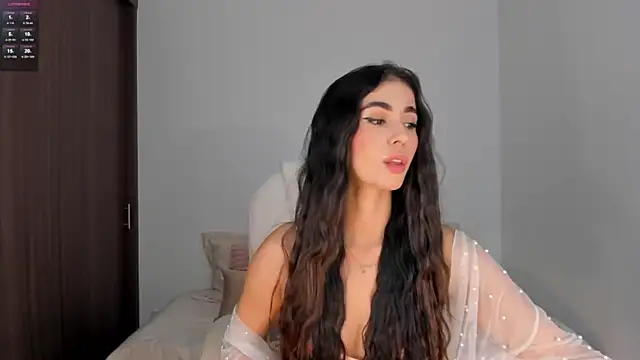 RebeccaBaxter online show from 01-31-25, 02:28