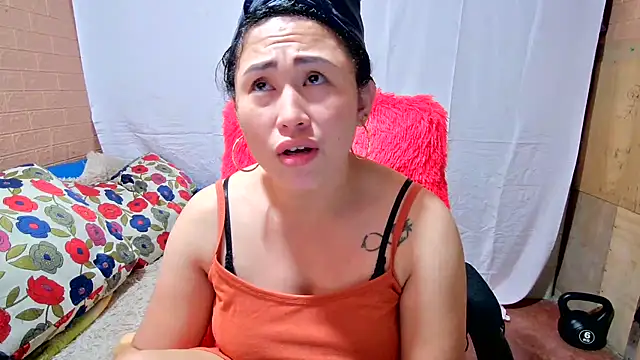 Snapshot of M_e_c_e_l chatting on 02-24-25, 10:58 M e c e l online show from 02-24-25, 10:58