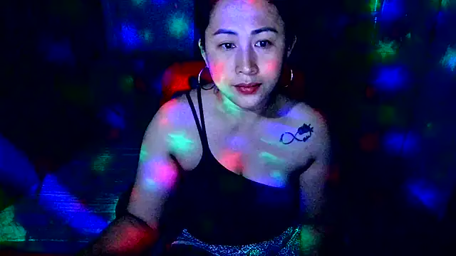 Snapshot of M_e_c_e_l chatting on 01-12-26, 07:08 M e c e l online show from 01-12-26, 07:08