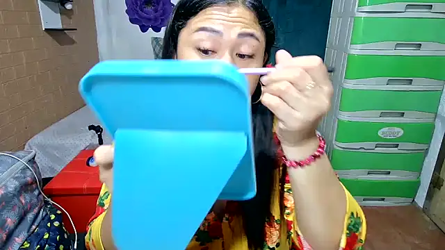 Snapshot of M_e_c_e_l chatting on 03-06-26, 07:54 M e c e l online show from 03-06-26, 07:54