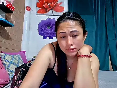 Snapshot of M_e_c_e_l chatting on 03-11-26, 02:01 M e c e l online show from 03-11-26, 02:01