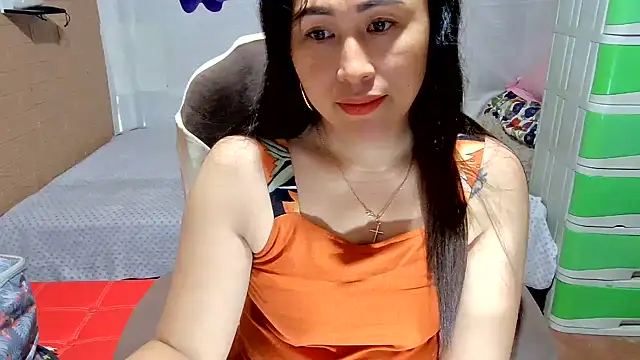 Snapshot of M_e_c_e_l chatting on 05-22-26, 04:52 M e c e l online show from 05-22-26, 04:52
