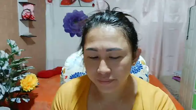 M e c e l online show from 06-18-26, 08:46