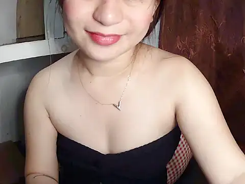 Snapshot of Mia_2022 chatting on 01-19-25, 05:49 Mia 2022 online show from 01-19-25, 05:49