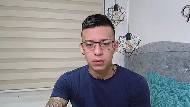 SIXXTOLOVE18 online show from 03-06-26, 12:29