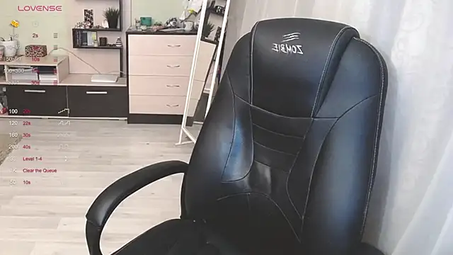 Mina Sanna online show from 10-15-25, 03:45