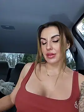 Snapshot of Kalli_Fornia chatting on 12-19-24, 12:23 Kalli Fornia online show from 12-19-24, 12:23