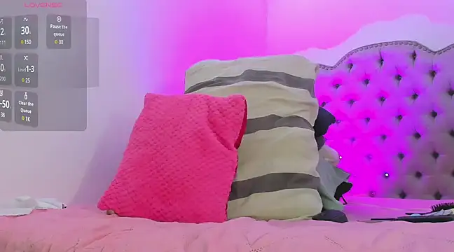 Snapshot of saammii_ chatting on 02-25-25, 11:11 saammii online show from 02-25-25, 11:11