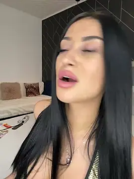 EmyLaveau online show from 02-20-25, 11:42