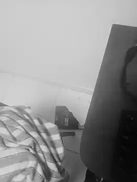 Snapshot of walaber chatting on 02-23-25, 06:23 walaber online show from 02-23-25, 06:23