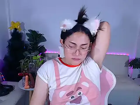 Snapshot of plysaithailand chatting on 06-16-26, 02:25 plysaithailand online show from 06-16-26, 02:25