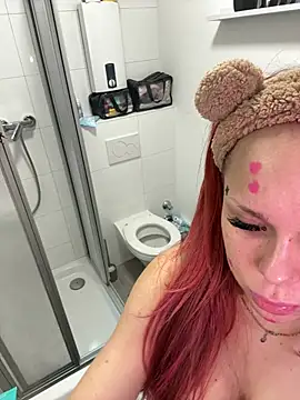 Snapshot of PennyPrincess chatting on 01-18-26, 08:51 PennyPrincess online show from 01-18-26, 08:51