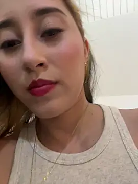 Snapshot of Abby_Sweet1_ chatting on 09-14-25, 02:11 Abby Sweet1  online show from 09-14-25, 02:11