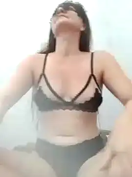 Helenavitoria online show from 03-13-25, 01:18