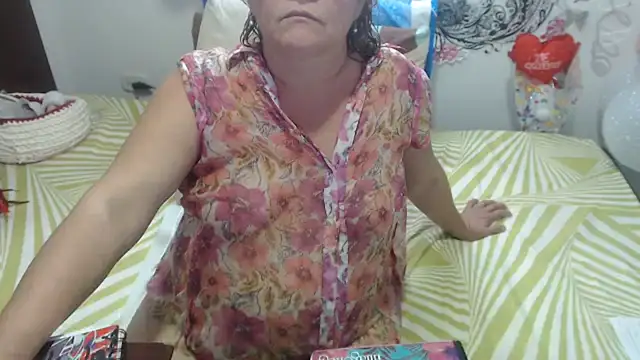 selenax2023 online show from 02-25-25, 01:09