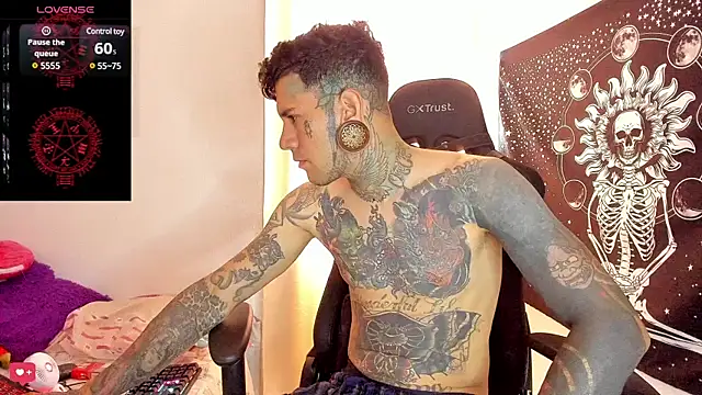 Snapshot of josh__ackerman chatting on 01-11-25, 06:12 josh ackerman online show from 01-11-25, 06:12