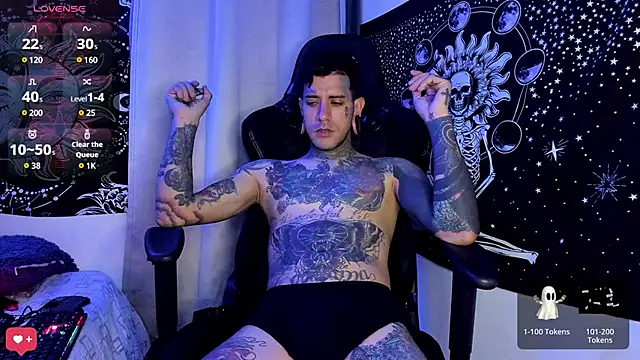 Snapshot of josh__ackerman chatting on 02-01-25, 04:24 josh ackerman online show from 02-01-25, 04:24