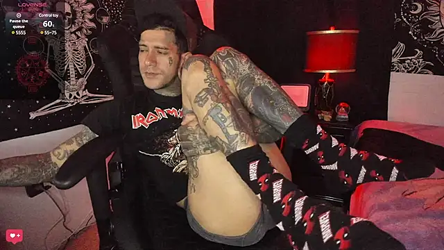 Snapshot of josh__ackerman chatting on 02-21-25, 04:29 josh ackerman online show from 02-21-25, 04:29