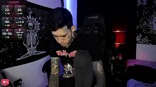 Snapshot of josh__ackerman chatting on 02-25-25, 10:18 josh ackerman online show from 02-25-25, 10:18