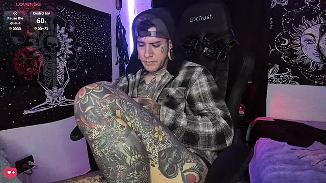 Snapshot of josh__ackerman chatting on 03-14-25, 01:05 josh ackerman online show from 03-14-25, 01:05