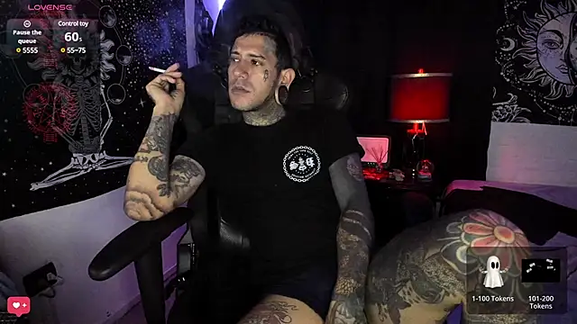 Snapshot of josh__ackerman chatting on 03-17-25, 03:14 josh ackerman online show from 03-17-25, 03:14