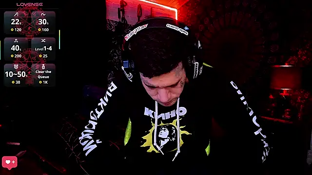 Snapshot of josh__ackerman chatting on 09-12-25, 08:25 josh ackerman online show from 09-12-25, 08:25