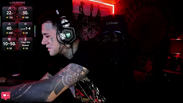 Snapshot of josh__ackerman chatting on 09-16-25, 07:20 josh ackerman online show from 09-16-25, 07:20