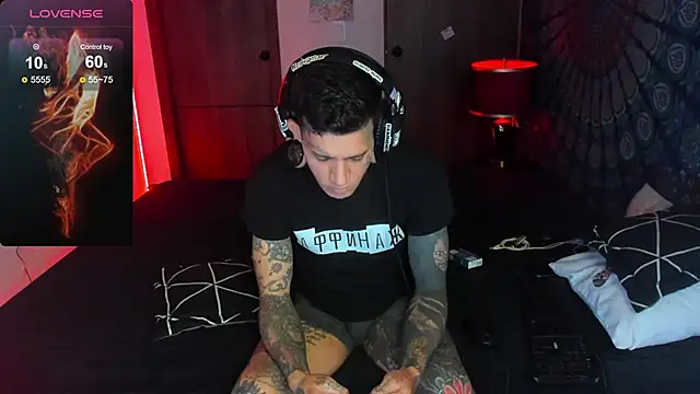 Snapshot of josh__ackerman chatting on 12-14-25, 12:27 josh ackerman online show from 12-14-25, 12:27