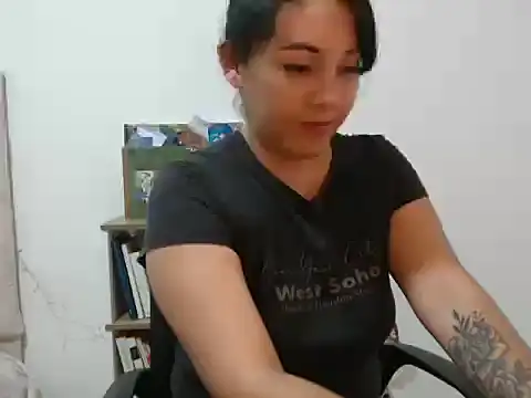 Snapshot of camii_7 chatting on 02-20-26, 06:26 camii 7 online show from 02-20-26, 06:26