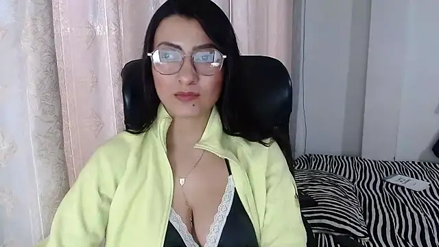 SavannaEvans001 online show from 01-06-26, 12:09