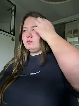 Snapshot of remirann_ chatting on 12-21-24, 02:47 remirann online show from 12-21-24, 02:47