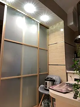 Snapshot of remirann_ chatting on 01-10-25, 02:23 remirann online show from 01-10-25, 02:23