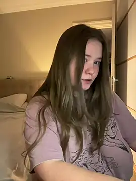 Snapshot of remirann_ chatting on 01-31-25, 03:11 remirann online show from 01-31-25, 03:11