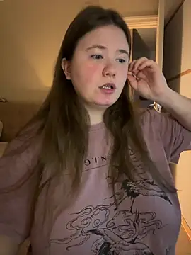 Snapshot of remirann_ chatting on 02-04-25, 07:00 remirann online show from 02-04-25, 07:00