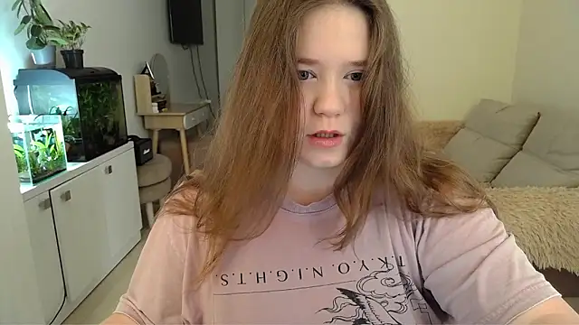 Snapshot of remirann_ chatting on 03-14-25, 09:14 remirann online show from 03-14-25, 09:14