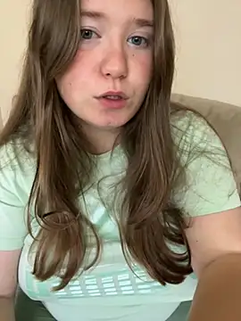 Snapshot of remirann_ chatting on 09-11-25, 03:56 remirann online show from 09-11-25, 03:56