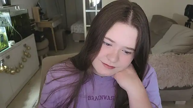 Snapshot of remirann_ chatting on 03-03-26, 01:06 remirann online show from 03-03-26, 01:06