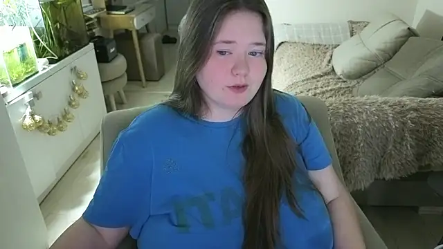 Snapshot of remirann_ chatting on 03-20-26, 08:03 remirann online show from 03-20-26, 08:03