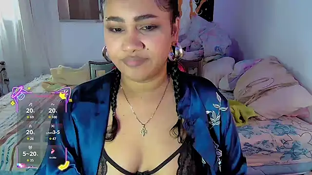 Snapshot of kiarybell__ chatting on 02-28-26, 12:50 kiarybell online show from 02-28-26, 12:50