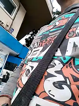 juandi21cm online show from 03-03-25, 03:09