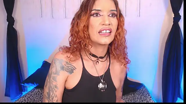 Agatha Tenebris online show from 02-26-26, 08:52