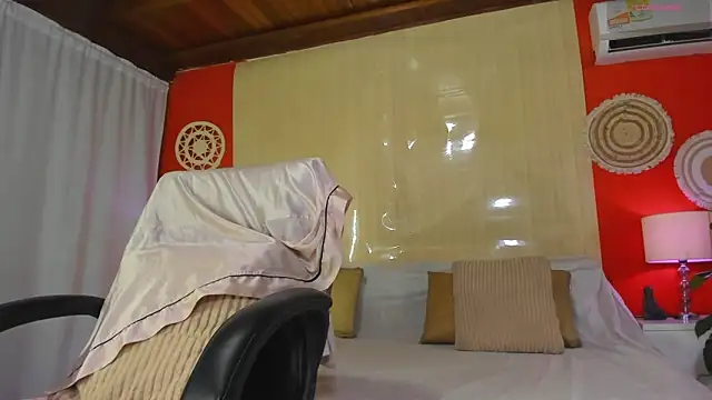 Snapshot of BarbieKano chatting on 05-23-26, 01:00 BarbieKano online show from 05-23-26, 01:00