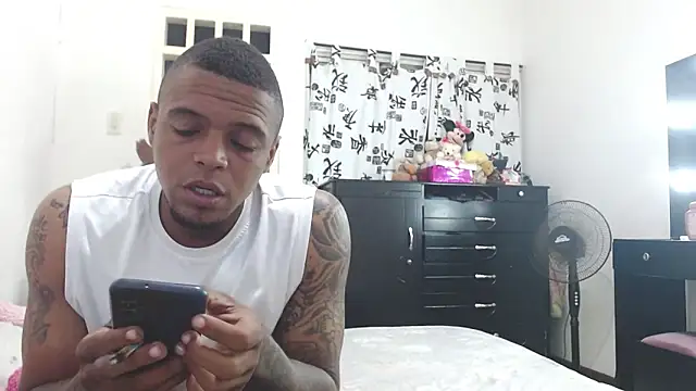 Snapshot of hot_and_naughty_latin chatting on 02-20-25, 10:59 hot and naughty latin online show from 02-20-25, 10:59