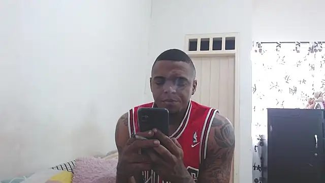 Snapshot of hot_and_naughty_latin chatting on 03-14-25, 06:39 hot and naughty latin online show from 03-14-25, 06:39